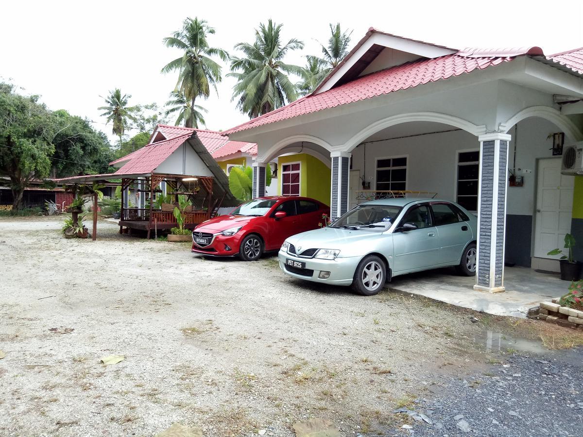 Idul Sunrise View Hotel Pantai Cenang  Exterior photo