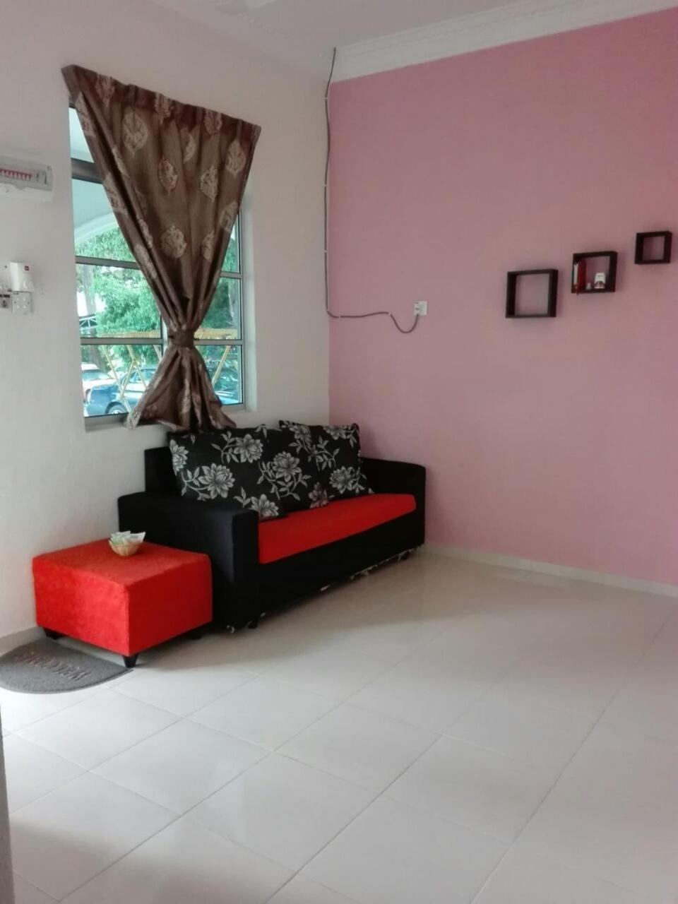 Idul Sunrise View Hotel Pantai Cenang  Exterior photo